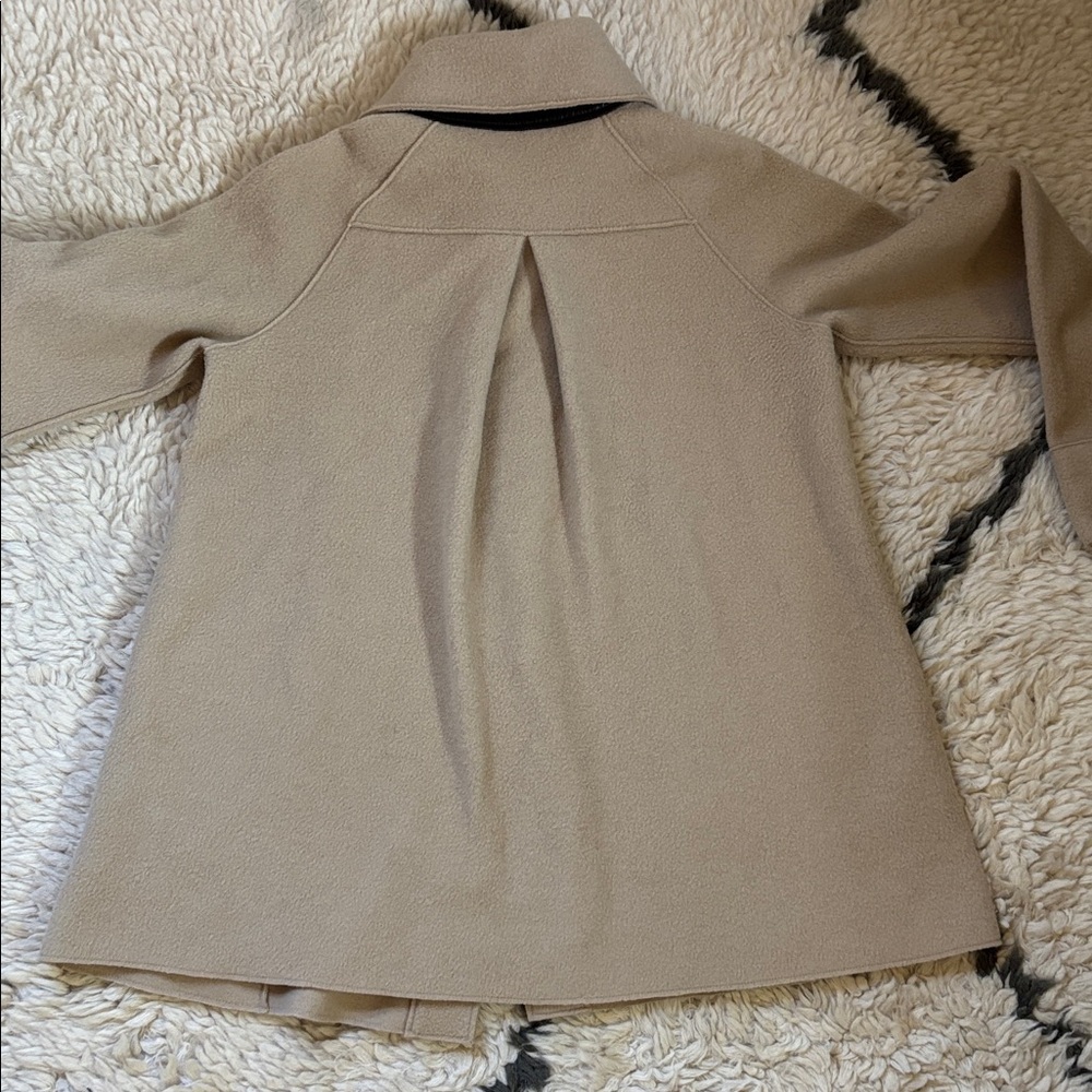 Vintage Jones New York Tan Coat with Brown Trim - Picture 9 of 14